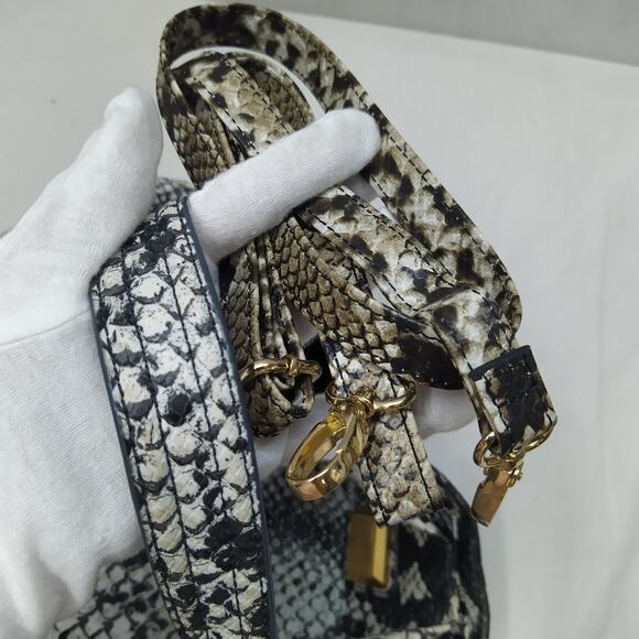 Marc By Marc Jacobs Hillier Snakeskin Embossed Shoulder Bag - Picture 7 of 16